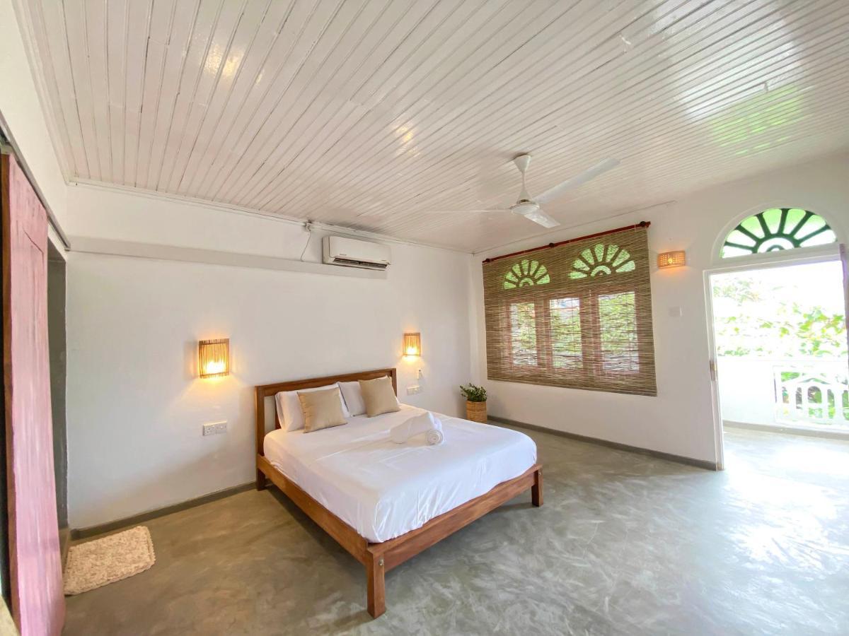 Sky Breeze Hotel Unawatuna Kültér fotó