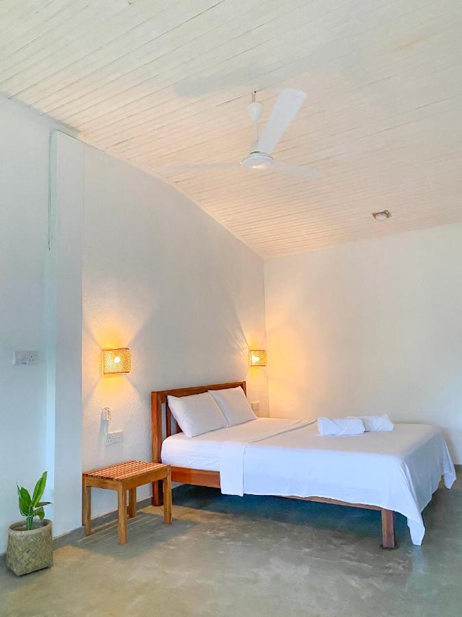 Sky Breeze Hotel Unawatuna Kültér fotó