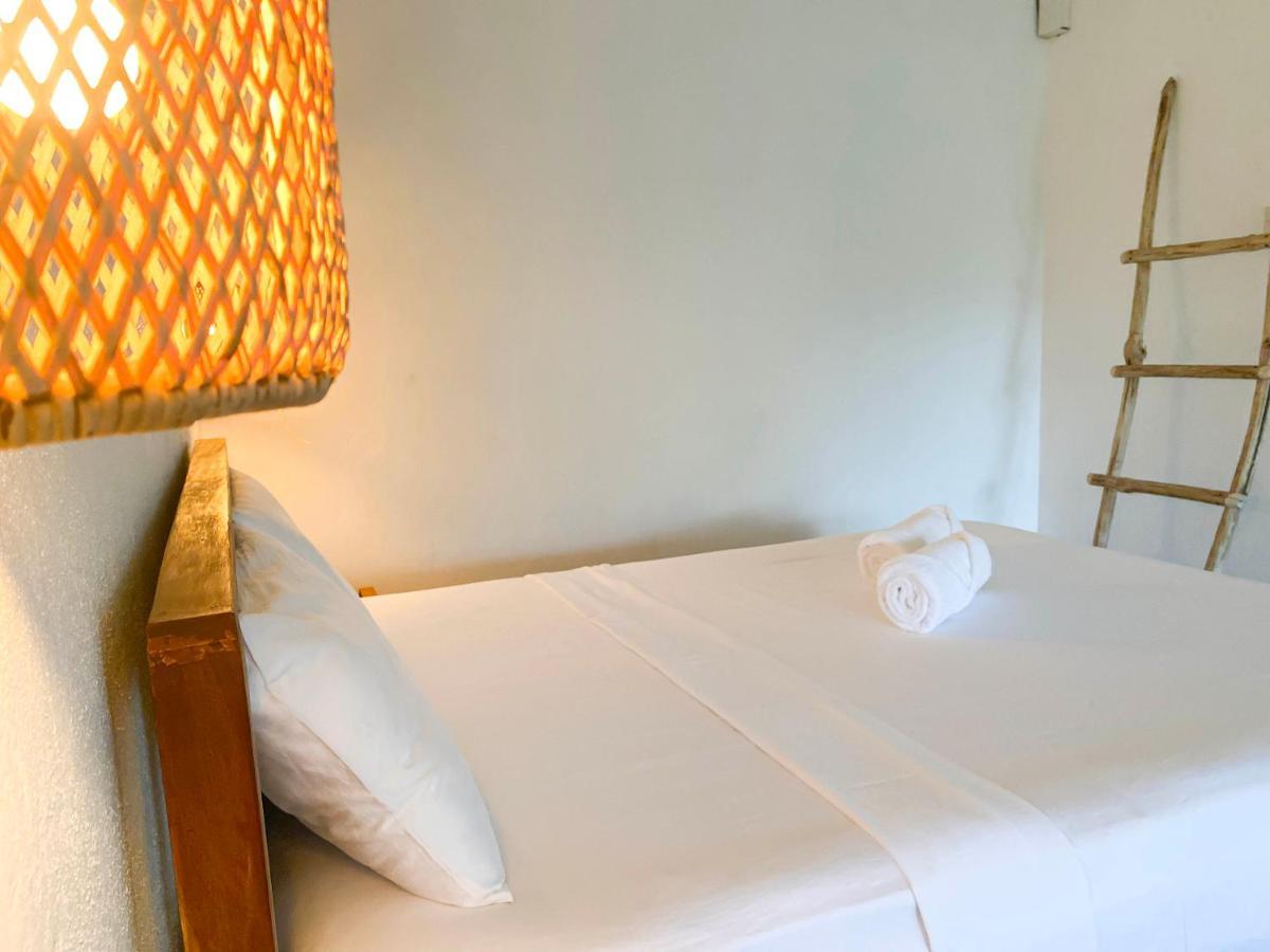 Sky Breeze Hotel Unawatuna Kültér fotó