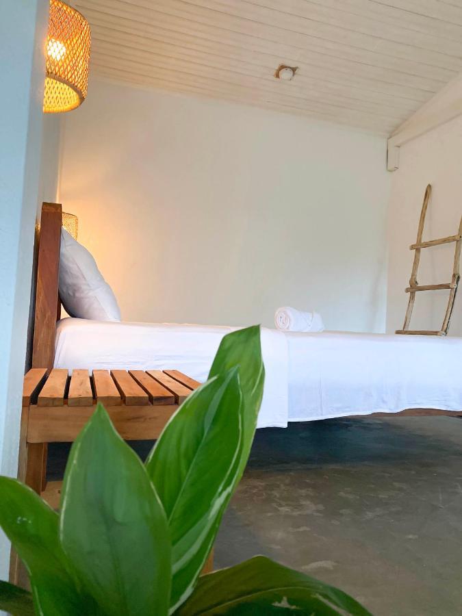 Sky Breeze Hotel Unawatuna Kültér fotó