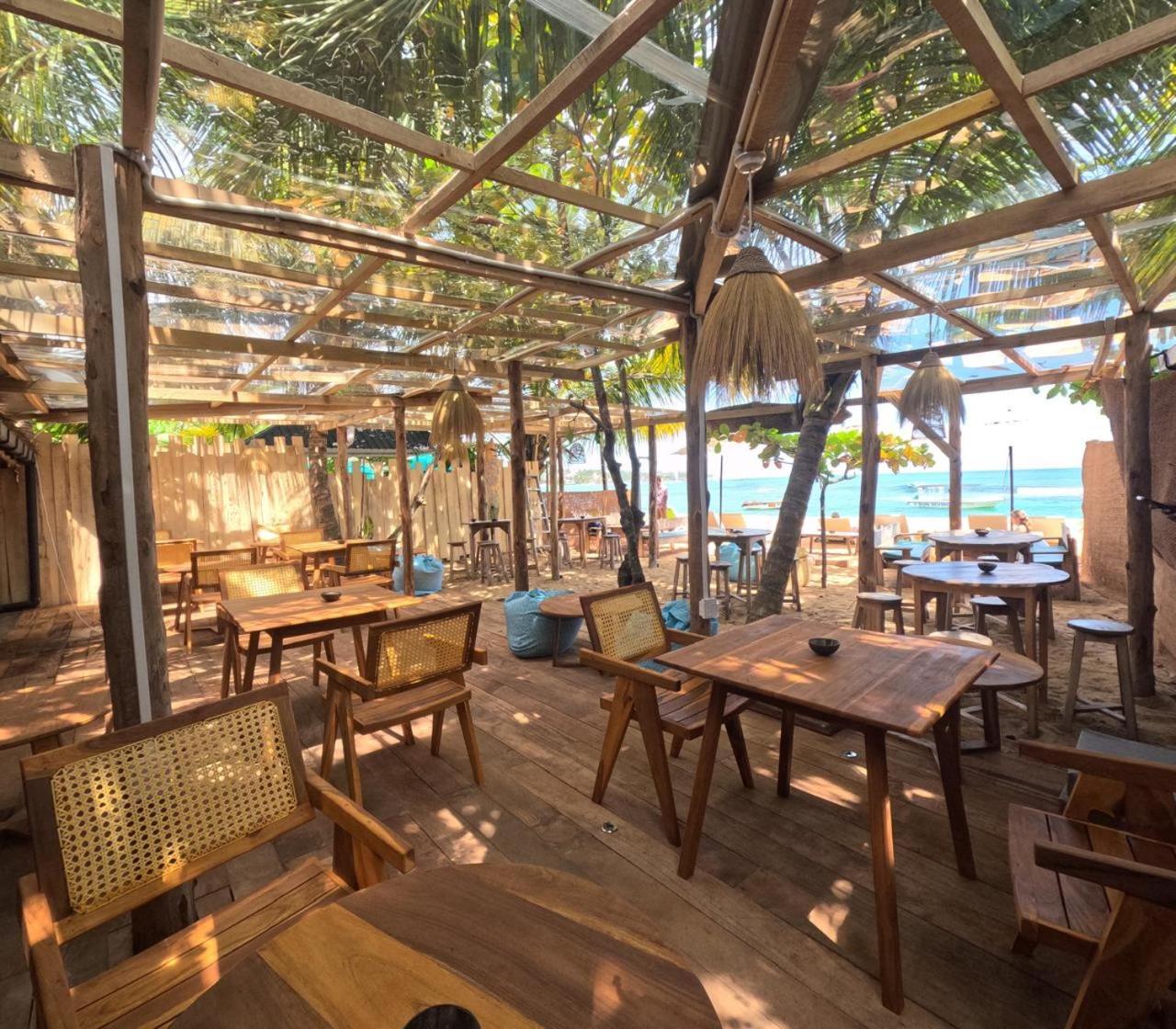 Sky Breeze Hotel Unawatuna Kültér fotó